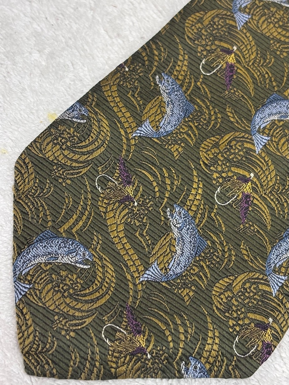 Brand New Trout Fishing Tie By XMI Platinum - Tie Width Is 4 Inches